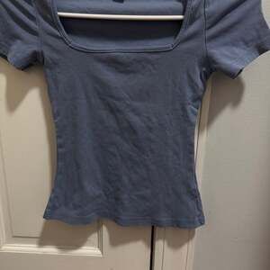 Pamela Scoop Neck Tee Grey